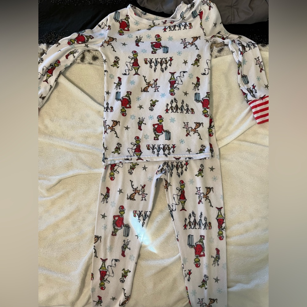 Boy Christmas Grinch Pajamas.